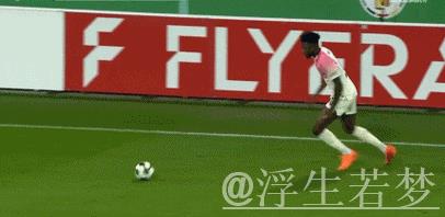 周薪40万的红军核心表现低迷：半场0射正+0成功过人+15次丢球权