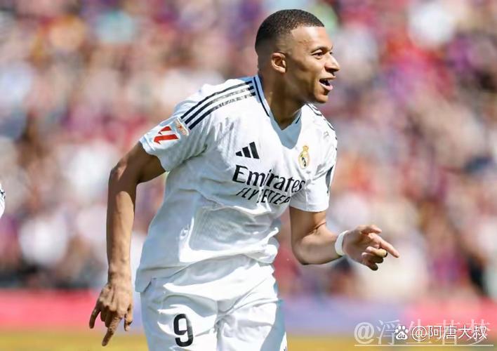 巴萨冲击西甲4连胜！核心归位 三巨头合力登顶争胜